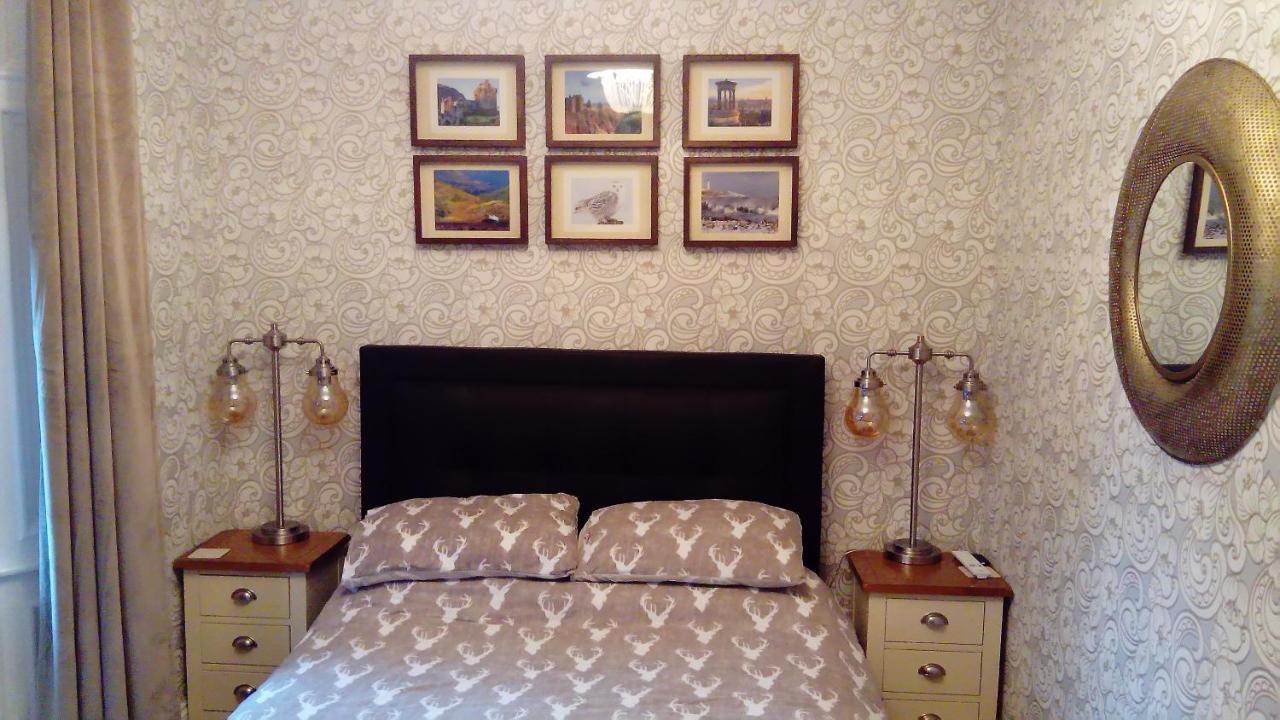 The Cottage Bed & Breakfast High Blantyre Bagian luar foto